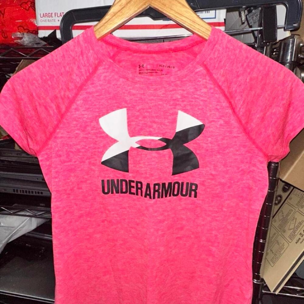 Under-armour Women's Pink and Red T-shirt